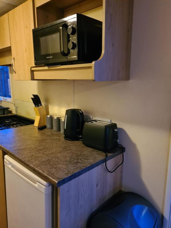 Cosy, Family Caravan Near The Beach Clacton-on-Sea Exterior foto